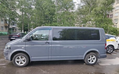 Volkswagen Caravelle T5, 2013 год, 2 500 000 рублей, 17 фотография