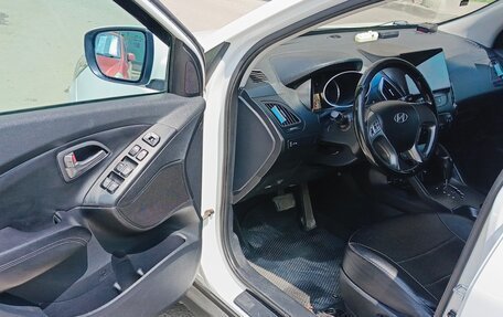 Hyundai ix35 I рестайлинг, 2014 год, 1 530 000 рублей, 11 фотография