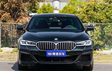 BMW 5 серия, 2022 год, 4 300 000 рублей, 2 фотография