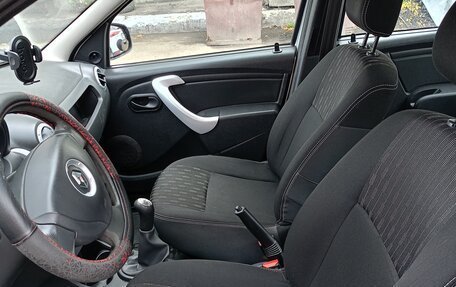 Renault Logan I, 2012 год, 520 000 рублей, 5 фотография