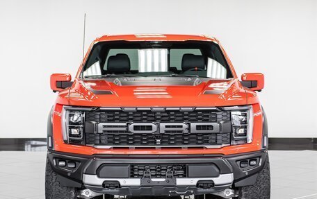Ford F-150, 2022 год, 11 990 000 рублей, 2 фотография