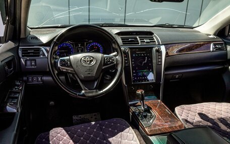 Toyota Camry, 2015 год, 1 920 000 рублей, 6 фотография