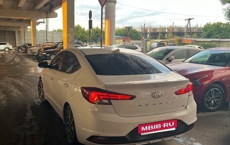 Hyundai Avante, 2019 год, 1 995 000 рублей, 2 фотография