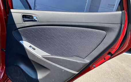 Hyundai Solaris II рестайлинг, 2013 год, 730 000 рублей, 20 фотография