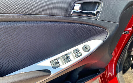 Hyundai Solaris II рестайлинг, 2013 год, 730 000 рублей, 17 фотография