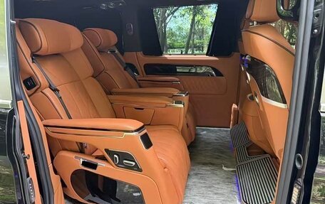 Mercedes-Benz Vito, 2021 год, 3 850 000 рублей, 6 фотография