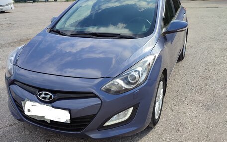 Hyundai i30 II рестайлинг, 2012 год, 880 000 рублей, 4 фотография