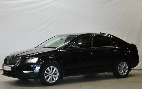 Skoda Octavia, 2019 год, 1 499 000 рублей, 2 фотография