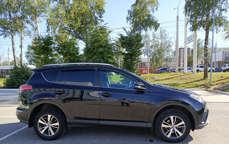 Toyota RAV4, 2019 год, 2 690 000 рублей, 5 фотография