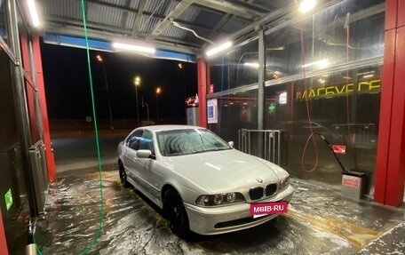 BMW 5 серия, 2001 год, 720 000 рублей, 3 фотография