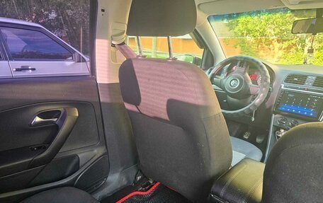 Volkswagen Polo VI (EU Market), 2012 год, 800 000 рублей, 8 фотография