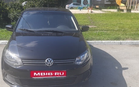 Volkswagen Polo VI (EU Market), 2012 год, 800 000 рублей, 4 фотография