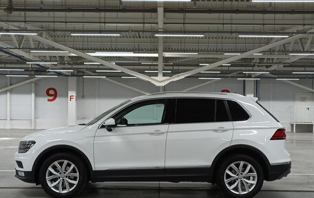 Volkswagen Tiguan II, 2017 год, 2 122 950 рублей, 8 фотография