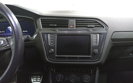 Volkswagen Tiguan II, 2017 год, 2 122 950 рублей, 15 фотография