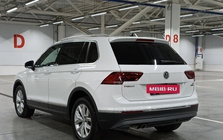 Volkswagen Tiguan II, 2017 год, 2 122 950 рублей, 7 фотография
