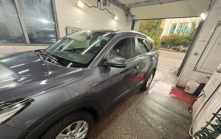 Hyundai Tucson III, 2018 год, 2 000 000 рублей, 3 фотография