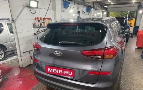 Hyundai Tucson III, 2018 год, 2 000 000 рублей, 10 фотография