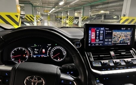 Toyota Land Cruiser, 2022 год, 11 300 000 рублей, 15 фотография