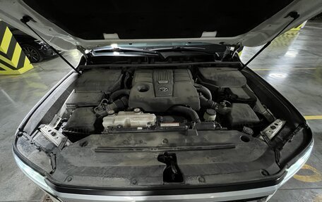 Toyota Land Cruiser, 2022 год, 11 300 000 рублей, 36 фотография