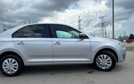Skoda Rapid I, 2018 год, 1 075 000 рублей, 3 фотография