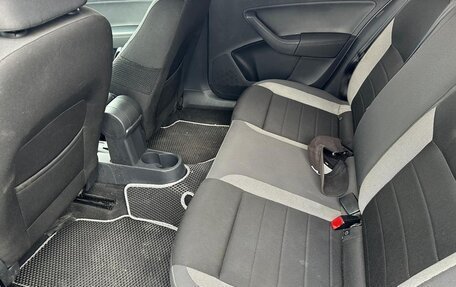 Skoda Rapid I, 2018 год, 1 075 000 рублей, 14 фотография