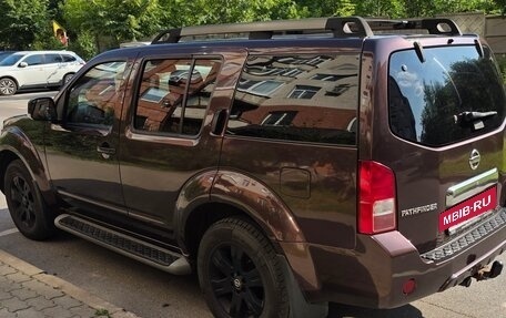 Nissan Pathfinder, 2011 год, 1 389 000 рублей, 10 фотография