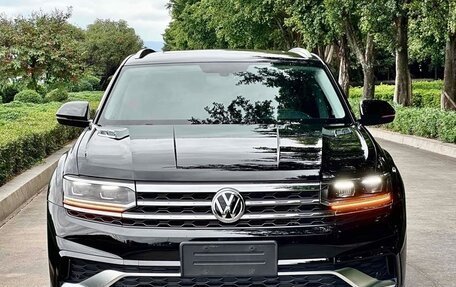 Volkswagen Teramont I, 2021 год, 3 000 000 рублей, 6 фотография