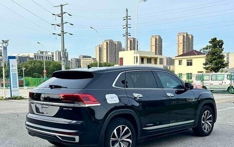 Volkswagen Teramont I, 2021 год, 3 000 000 рублей, 4 фотография