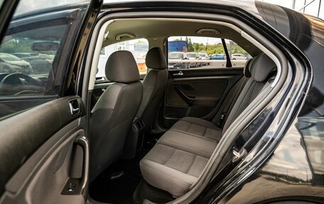 Volkswagen Jetta VI, 2009 год, 600 000 рублей, 12 фотография