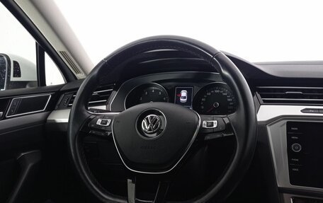 Volkswagen Passat B8 рестайлинг, 2018 год, 1 699 000 рублей, 9 фотография