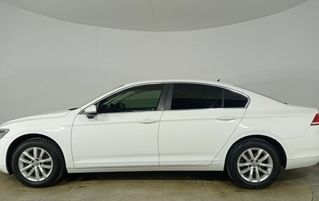 Volkswagen Passat B8 рестайлинг, 2018 год, 1 699 000 рублей, 8 фотография