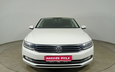 Volkswagen Passat B8 рестайлинг, 2018 год, 1 699 000 рублей, 2 фотография
