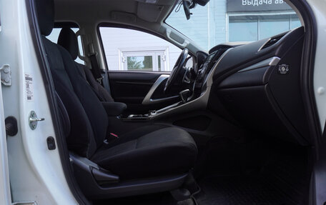 Mitsubishi Pajero Sport III рестайлинг, 2017 год, 2 488 000 рублей, 20 фотография