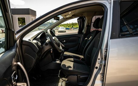 Renault Logan II, 2018 год, 650 000 рублей, 12 фотография