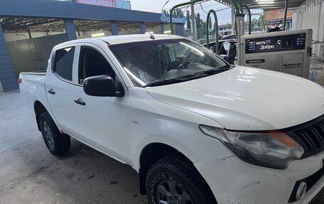Mitsubishi L200 IV рестайлинг, 2017 год, 1 550 000 рублей, 7 фотография