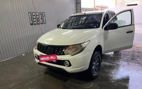 Mitsubishi L200 IV рестайлинг, 2017 год, 1 550 000 рублей, 2 фотография