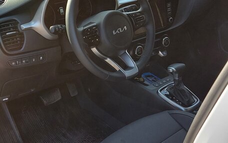 KIA Rio IV, 2022 год, 2 200 000 рублей, 4 фотография