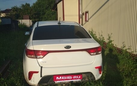 KIA Rio IV, 2018 год, 1 300 000 рублей, 3 фотография