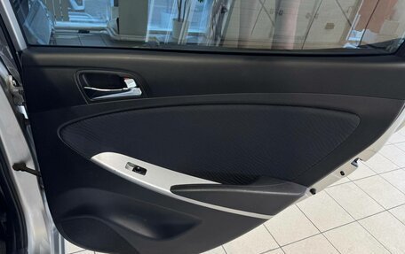 Hyundai Solaris II рестайлинг, 2011 год, 850 000 рублей, 17 фотография