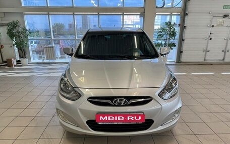 Hyundai Solaris II рестайлинг, 2011 год, 850 000 рублей, 3 фотография