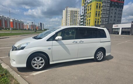 Toyota ISis I, 2012 год, 1 800 000 рублей, 3 фотография
