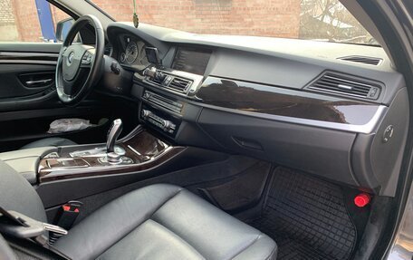 BMW 5 серия, 2011 год, 2 300 000 рублей, 10 фотография