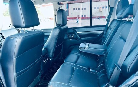 Mitsubishi Pajero IV, 2010 год, 1 900 000 рублей, 14 фотография