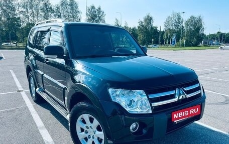 Mitsubishi Pajero IV, 2010 год, 1 900 000 рублей, 3 фотография