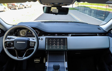 Land Rover Range Rover Evoque II, 2025 год, 6 500 000 рублей, 8 фотография