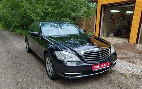 Mercedes-Benz S-Класс, 2012 год, 2 250 000 рублей, 1 фотография