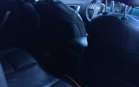 Infiniti FX I, 2007 год, 1 800 000 рублей, 24 фотография