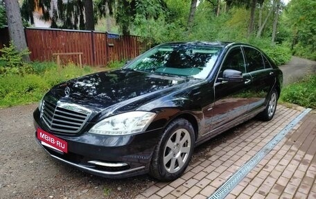 Mercedes-Benz S-Класс, 2012 год, 2 250 000 рублей, 3 фотография