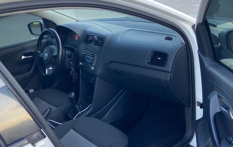 Volkswagen Polo VI (EU Market), 2011 год, 799 999 рублей, 7 фотография