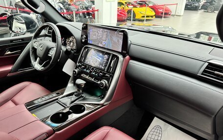Lexus LX, 2025 год, 16 790 000 рублей, 28 фотография